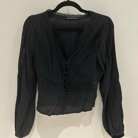 Abercrombie & Fitch black long sleeved cotton / crochet top - Picture 1 of 3